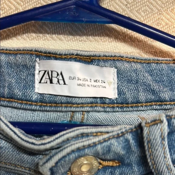 Women's Blue Jeans - Picture 2 of 9